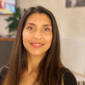 Dr Dina North